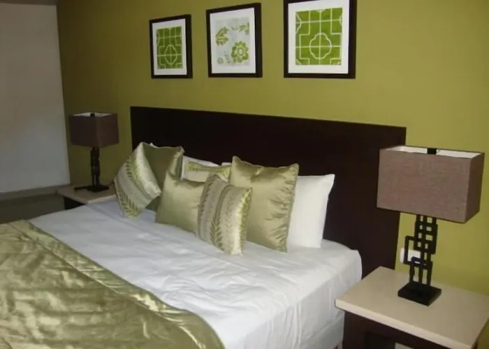 Maria Elena Hotel 2*