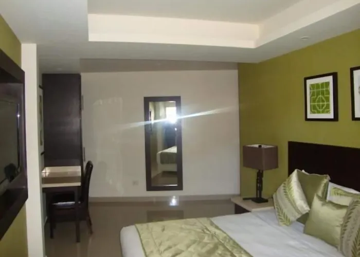 Hotel Maria Elena 2*